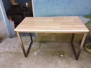 Photo - Study Table