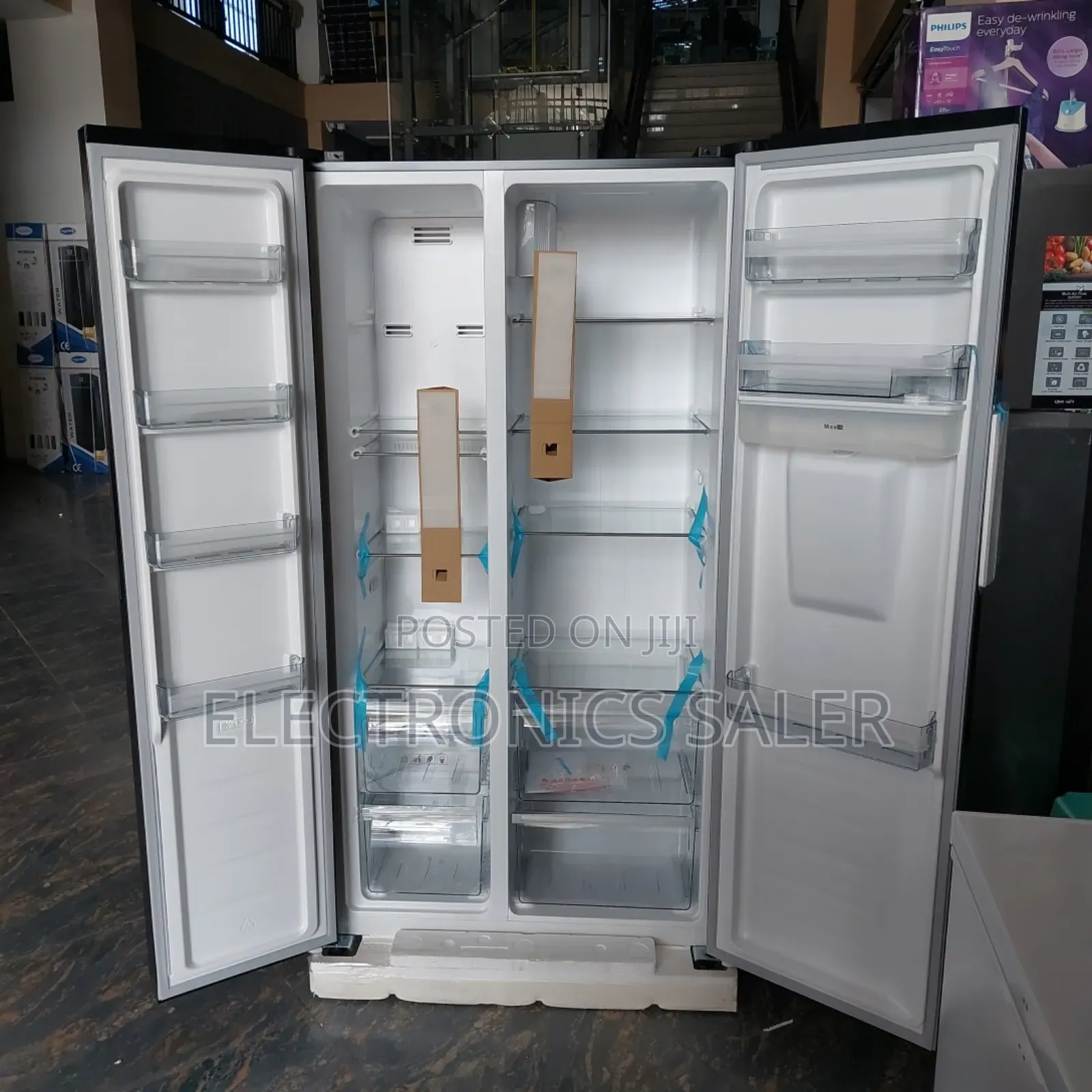 Orbit Refrigerator 640l