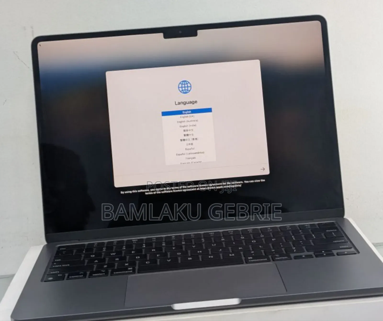 New Laptop Apple MacBook Air 2024 M3 13-Inch 8GB Apple M3 SSD 256GB