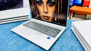 New Laptop HP EliteBook 850 G8 16GB Intel Core I7 SSD 512GB