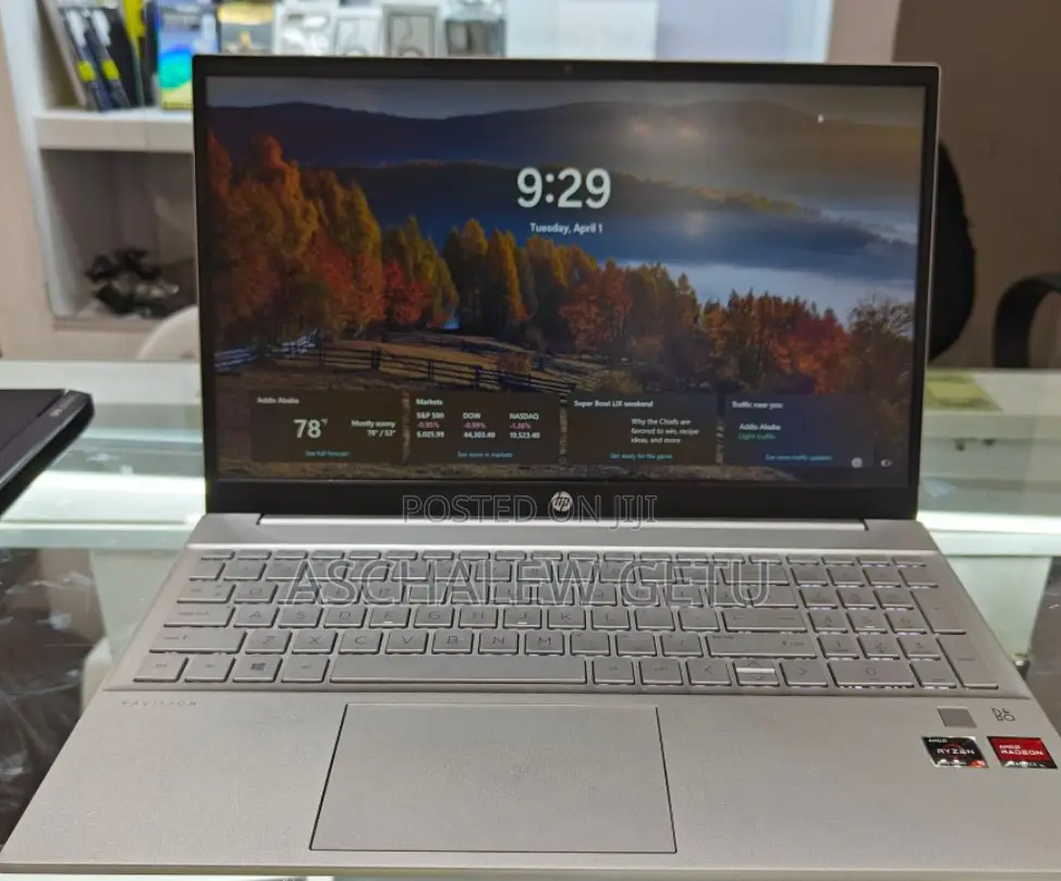 New Laptop HP Pavilion 15 8GB AMD Ryzen 5 SSD 256GB