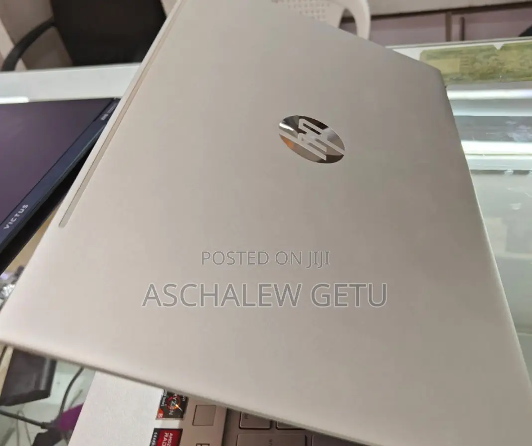 New Laptop HP Pavilion 15 8GB AMD Ryzen 5 SSD 256GB