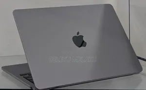 New Laptop Apple MacBook Air 2024 M3 13-Inch 8GB Apple M3 SSD 256GB