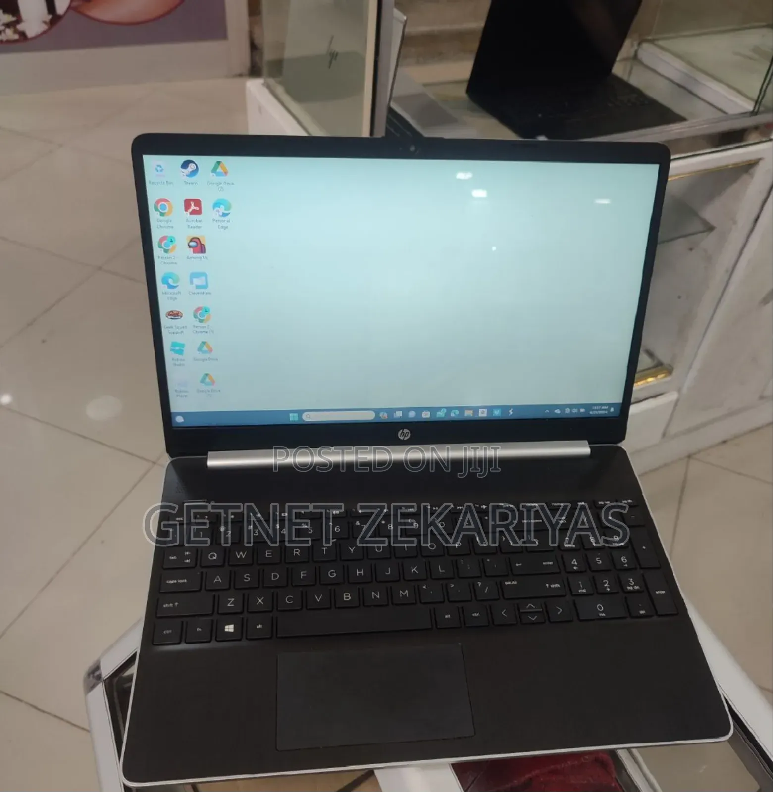 New Laptop HP Stream Notebook 8GB Intel Core I5 HDD 1T