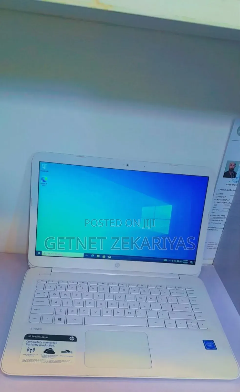 New Laptop HP Stream Notebook 4GB Intel Pentium SSD 60GB