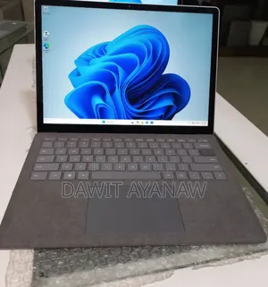 New Laptop Microsoft Surface Laptop 4 16GB Intel Core I7 SSD 512GB
