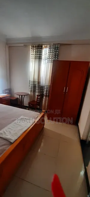 27 ክላስ ያለው ገስታውስ ከነ ሙሉ እቃው ከነ ሙሉ ግቢው እሚከራይ የለመደ ቦታ