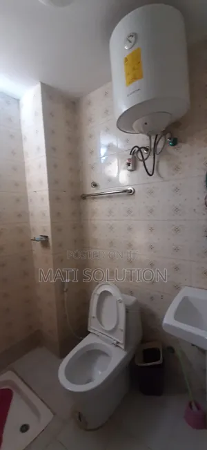 27 ክላስ ያለው ገስታውስ ከነ ሙሉ እቃው ከነ ሙሉ ግቢው እሚከራይ የለመደ ቦታ