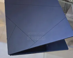 New Laptop Asus ZenBook UX31LA 16GB Intel Core I7 SSD 1T