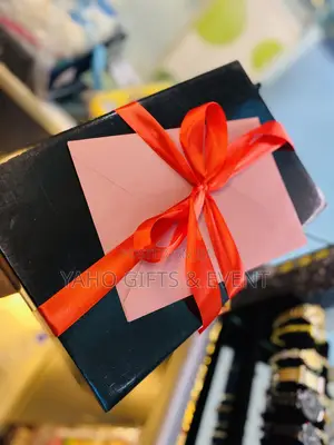 Yaho Watch and Chocolate Gift Package