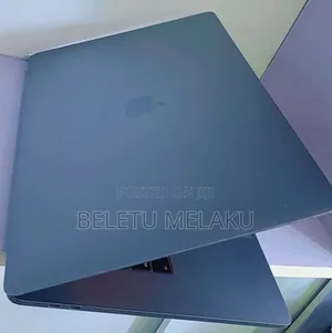 New Laptop Apple MacBook Pro 2017 16GB Intel Core I7 SSD 512GB