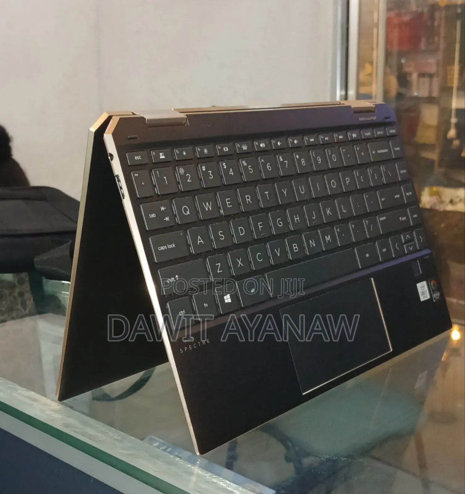 New Laptop HP Spectra 13 16GB Intel Core I5 SSD 1T