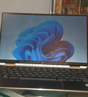 New Laptop HP Spectra 13 16GB Intel Core I5 SSD 1T