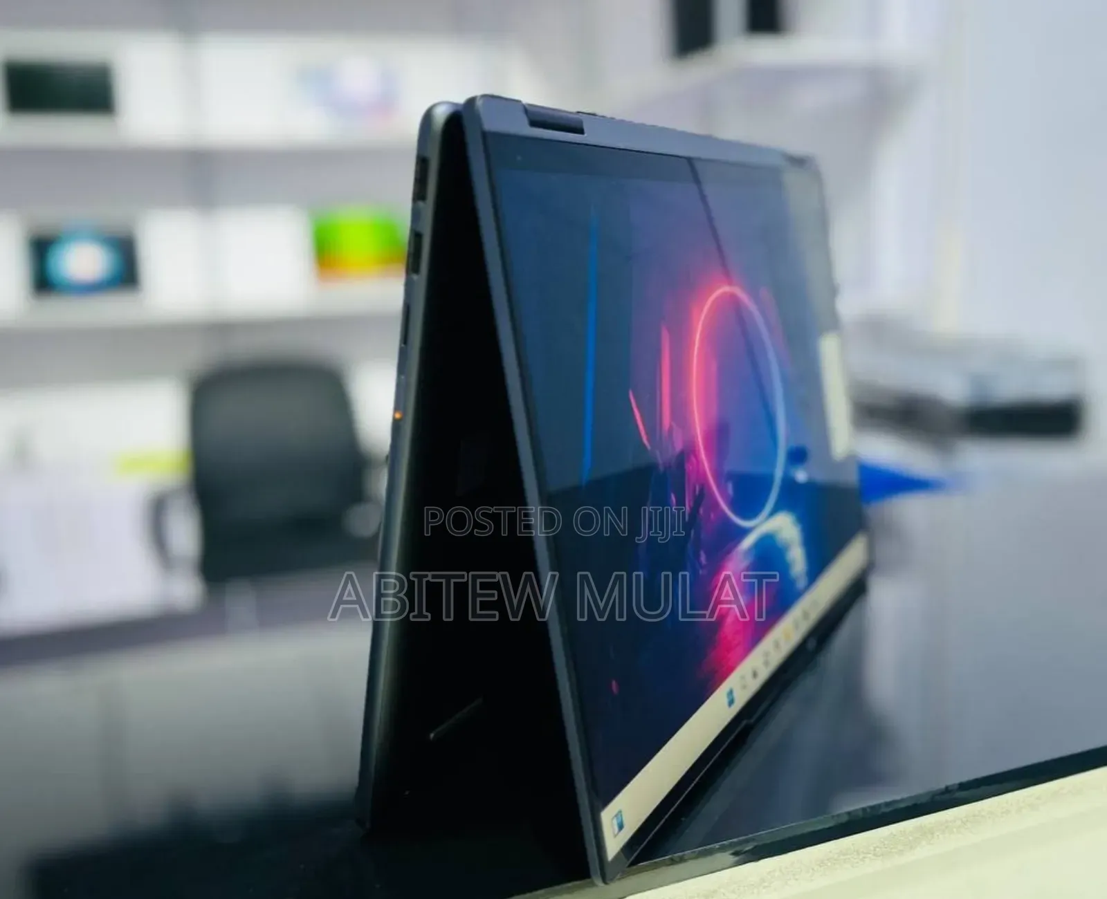 New Laptop Lenovo Yoga 7i 16GB Intel Core I7 SSD 512GB