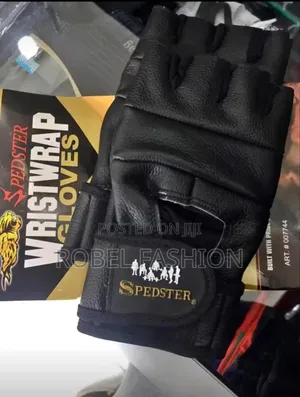 Photo - Gym Gloves የጂም ጓንት የስፖርት ጓንት Gym Guant