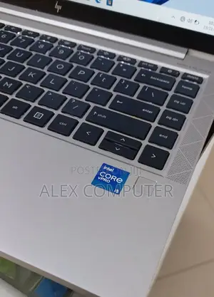 New Laptop HP EliteBook 840 G8 16GB Intel Core I5 SSD 512GB