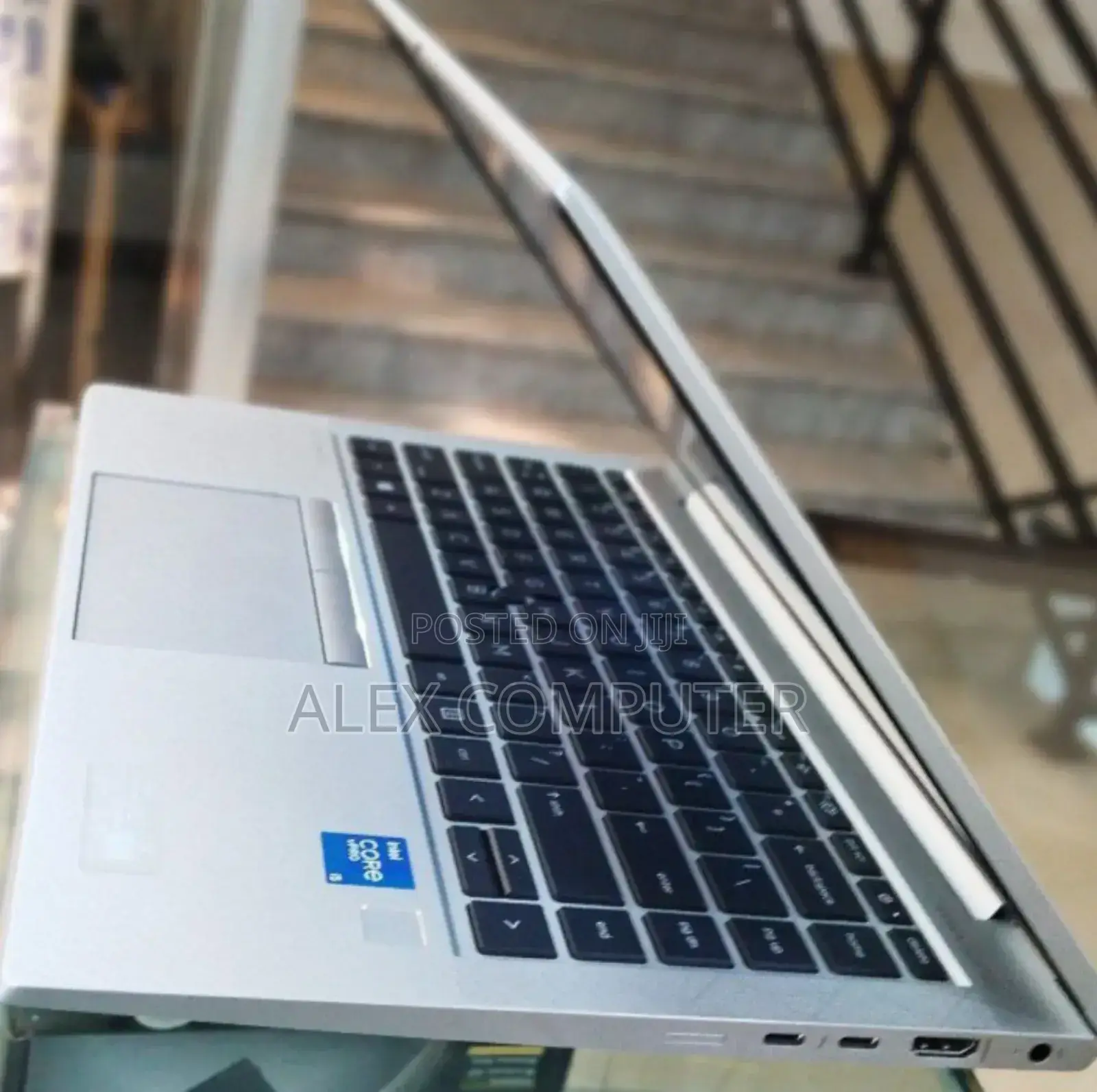 New Laptop HP EliteBook 840 G8 16GB Intel Core I5 SSD 512GB