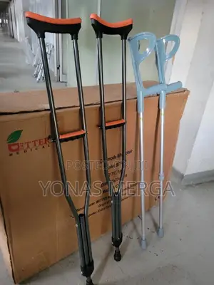 Photo - 2pair Crutches፵裙crutches፱∞Kranchክራንች፰灯crutches01crutches