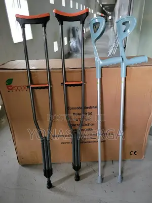 Photo - Forearm Crutches፹叟cranchክራንች፪肏crutches☆፱crutches