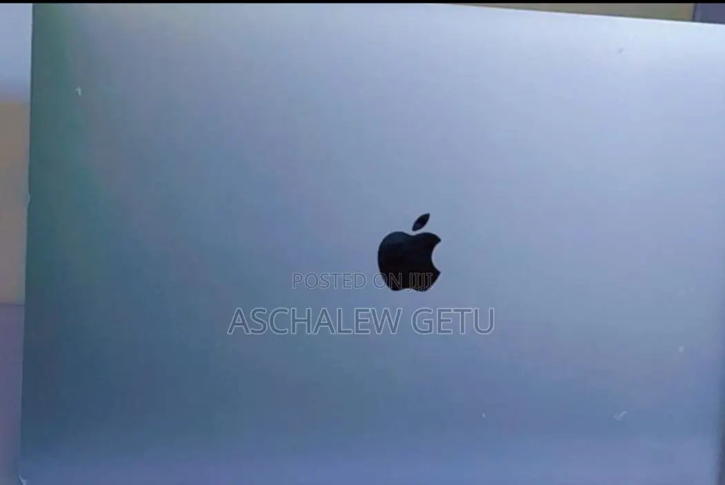 New Laptop Apple MacBook 16GB Intel Core I7 SSD 512GB