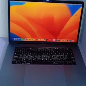 New Laptop Apple MacBook 16GB Intel Core I7 SSD 512GB