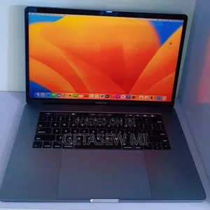 Photo - New Laptop Apple MacBook 2017 16GB Intel Core I7 SSD 512GB