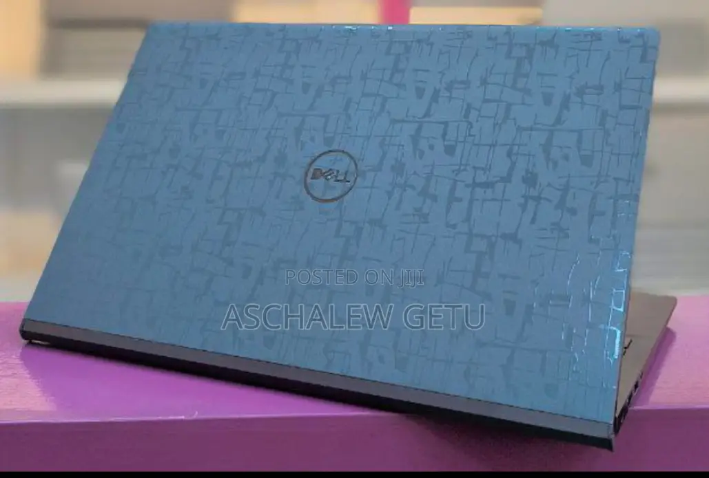 New Laptop Dell Vostro 7510 24GB Intel Core I7 SSD 512GB