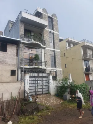 5bdrm House in Bahir Dar for sale