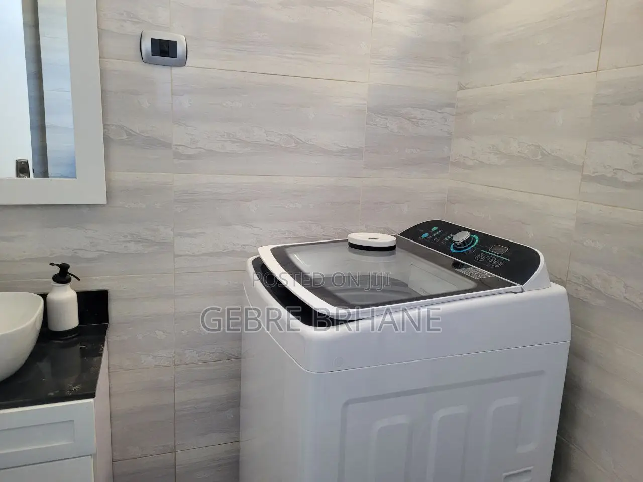 Furnished 3bdrm Apartment in Apartment, Yeka for rent