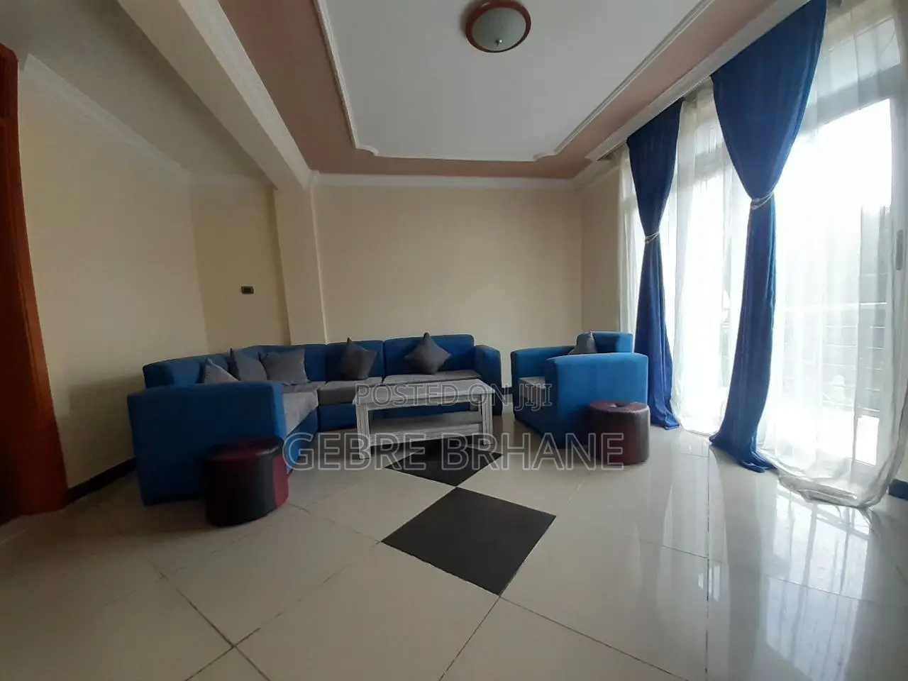 Furnished 3bdrm Apartment in Apartment, Yeka for rent