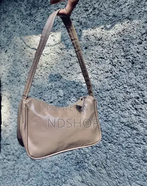 Photo - Shoulder Bags