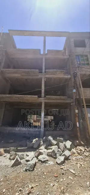 6bdrm House in ሰሚት 72, Bole for sale