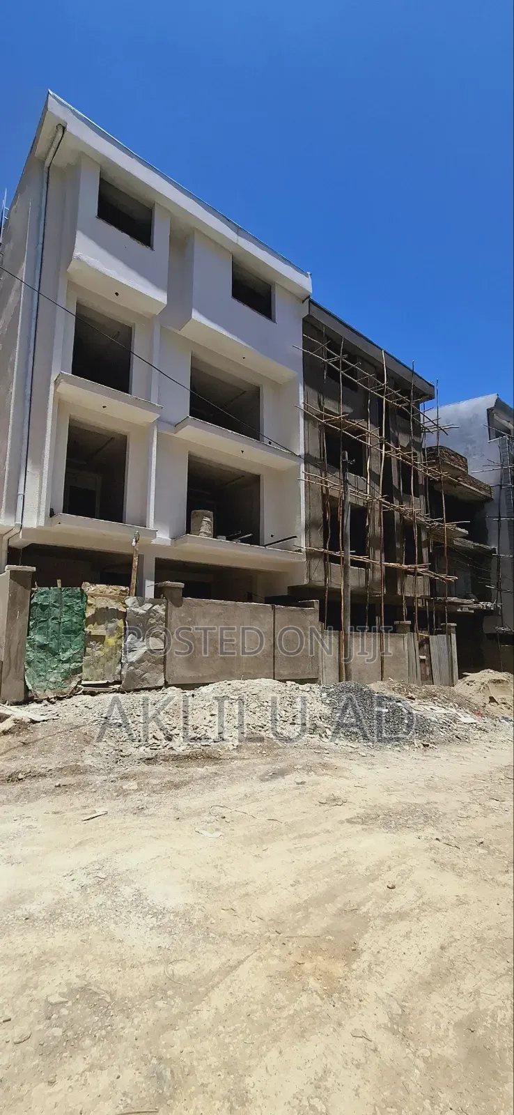 6bdrm House in ሰሚት 72, Bole for sale