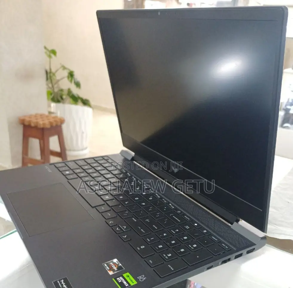 New Laptop HP Victus 15 8GB AMD Ryzen 5 SSD 512GB