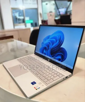 Photo - New Laptop HP Pavilion 15 16GB Intel Core I7 SSD 512GB