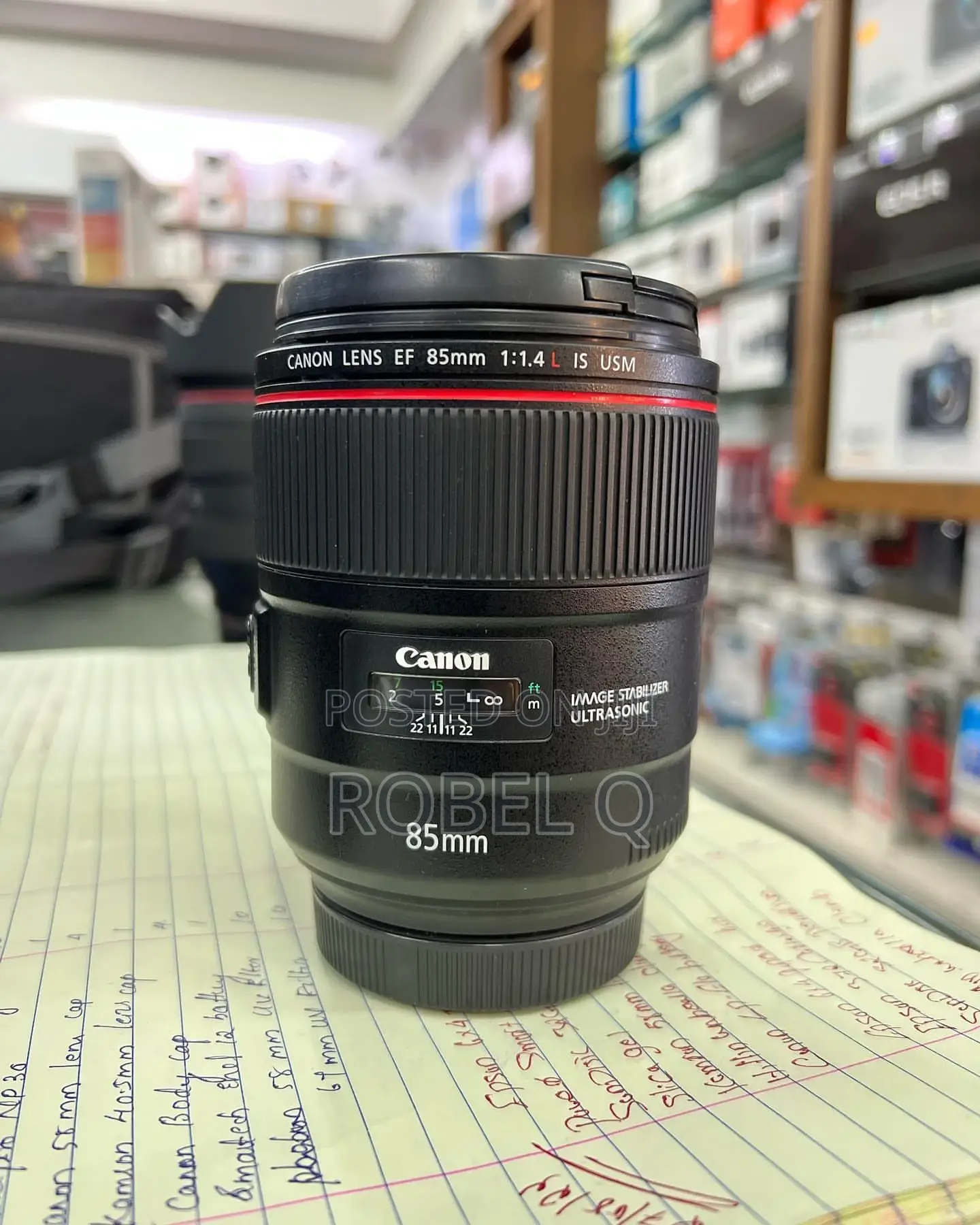 Canon Ef 85mm F1.4 Prime Lens