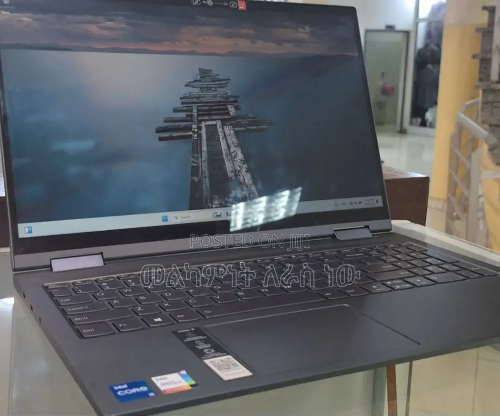 New Laptop Lenovo Yoga 7i 16GB Intel Core I5 SSD 512GB