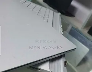 New Laptop Microsoft Surface Book 3 16GB Intel Core I7 SSD 256GB