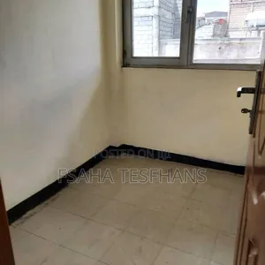 6bdrm House in G+2, Yeka for rent
