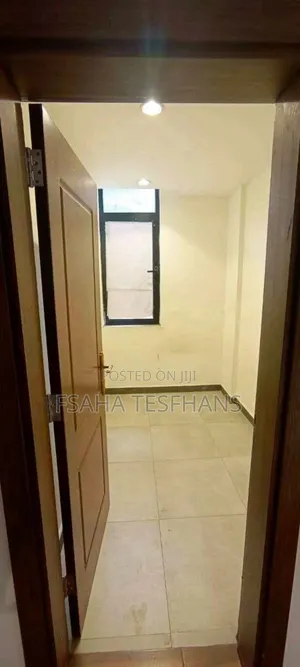 3bdrm Apartment in Apartment, Yeka for rent