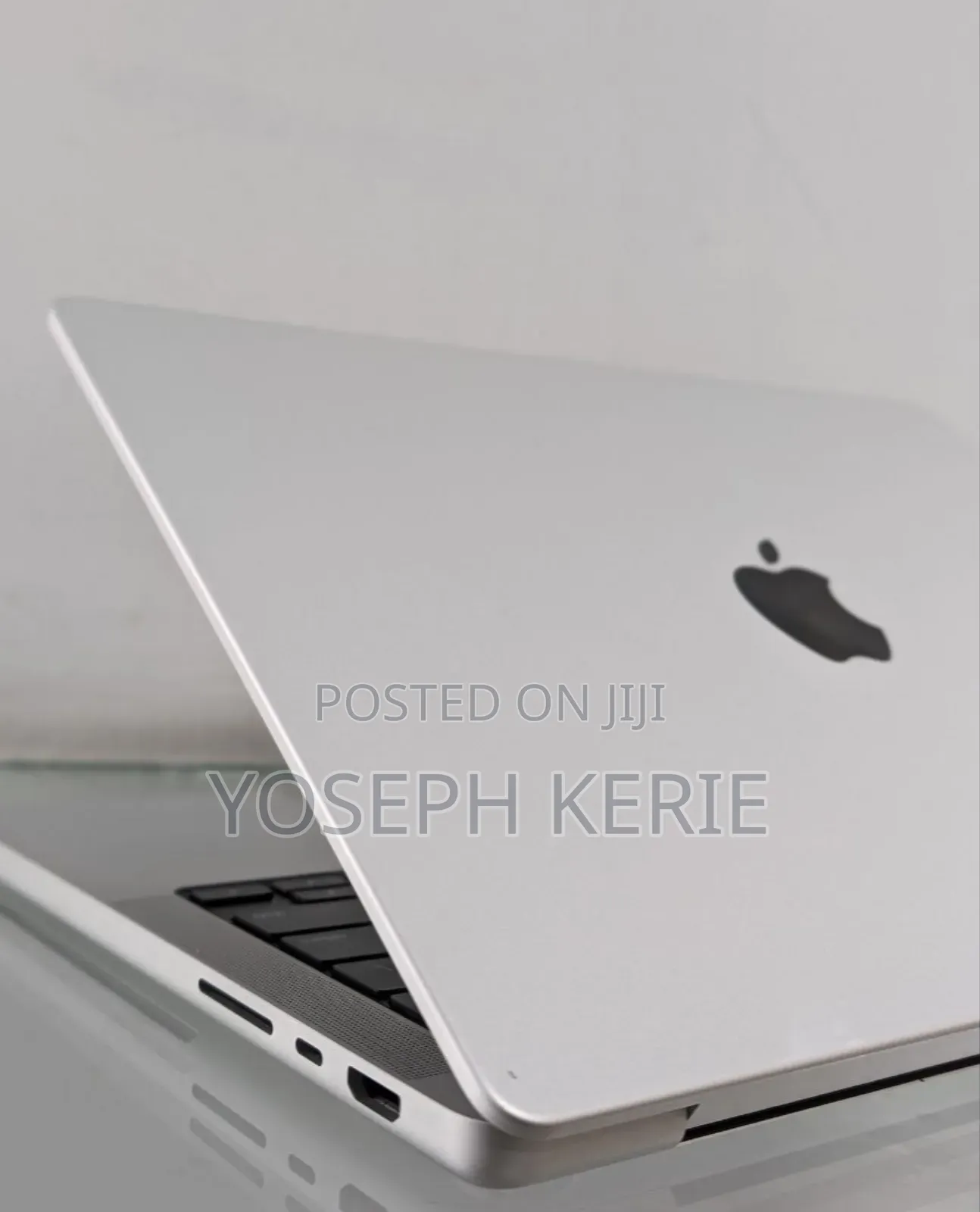 New Laptop Apple MacBook Pro M1 16GB Apple M1 Pro SSD 1T