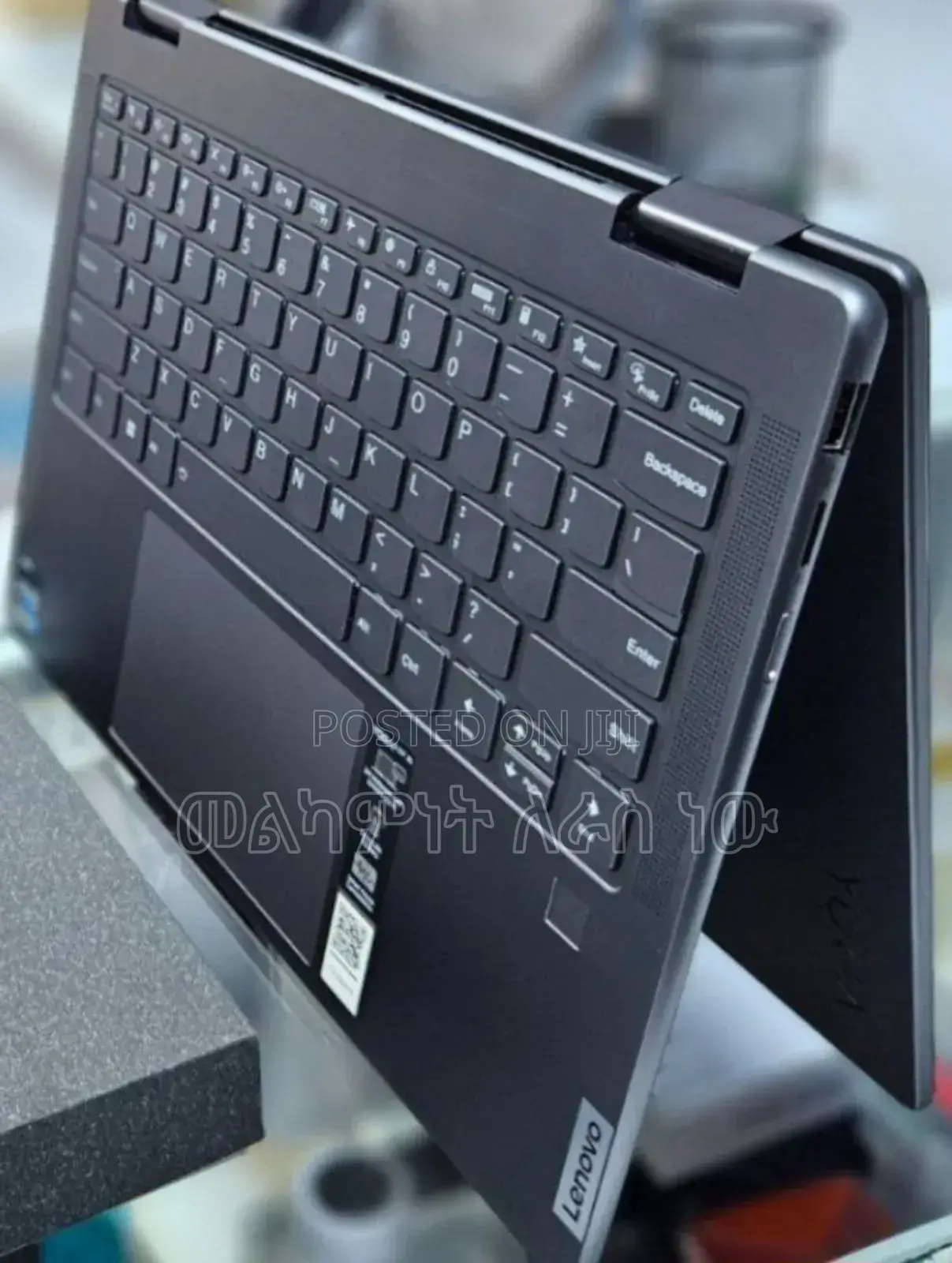 New Laptop Lenovo Yoga 7i 8GB Intel Core I7 SSD 512GB