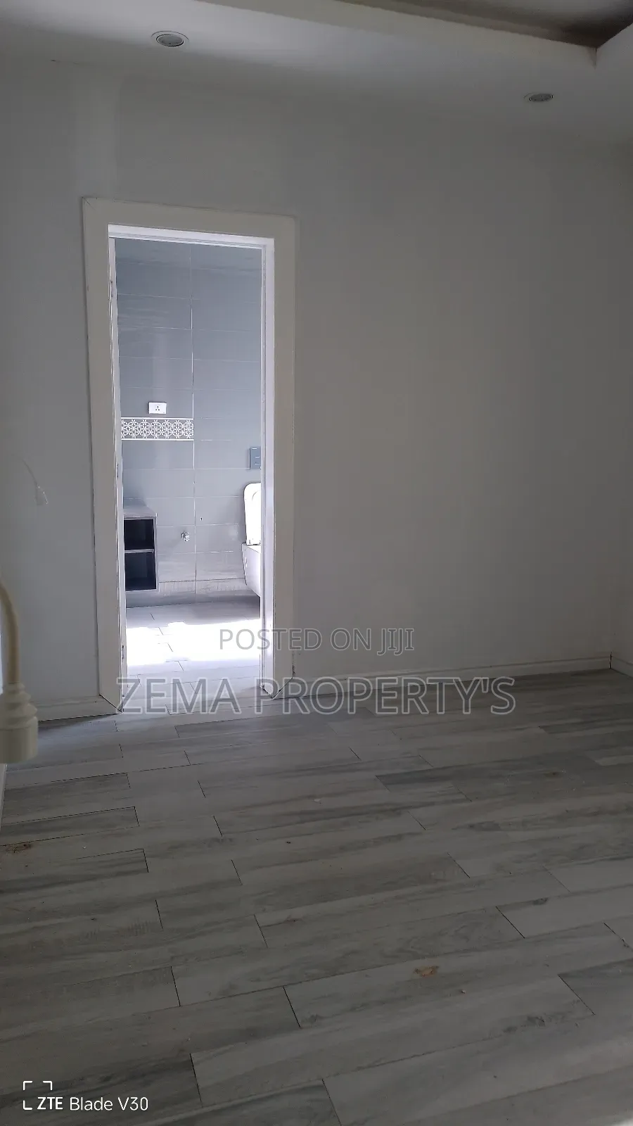 3bdrm Apartment in Zema, Kirkos for rent