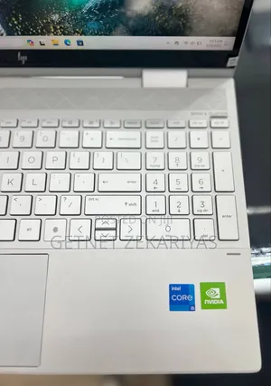 New Laptop HP Envy X360 16GB Intel Core I5 SSD 512GB