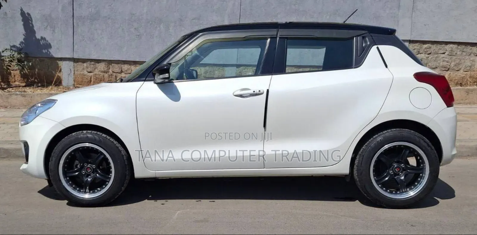 Suzuki Swift 2021 White
