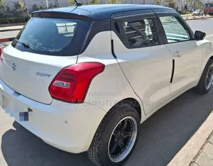 Suzuki Swift 2021 White
