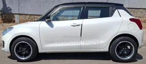 Suzuki Swift 2021 White