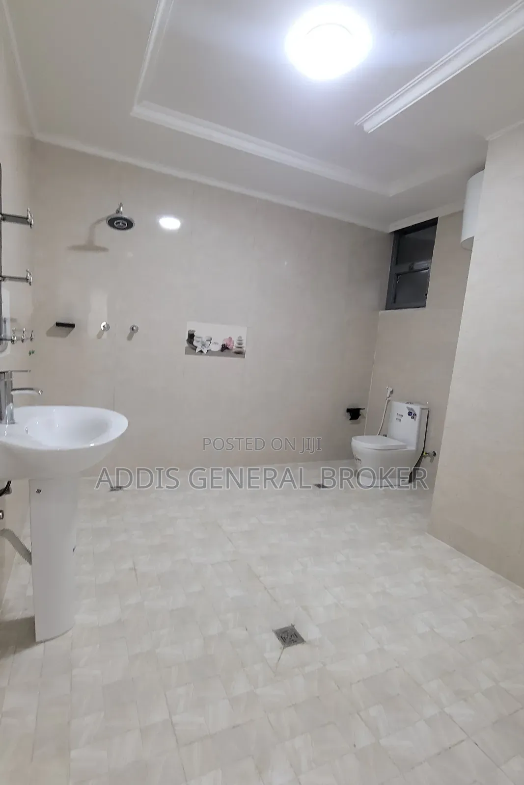 6bdrm House in Haile Garment, Nifas Silk-Lafto for sale