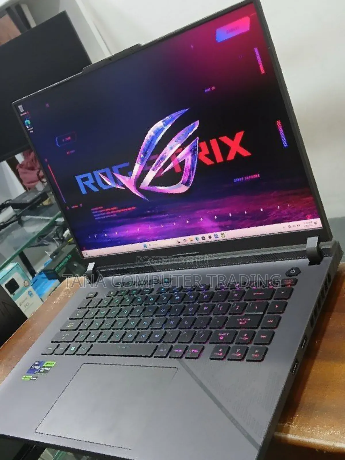 New Laptop Asus ROG Strix G15 32GB Intel Core I9 SSD 1T