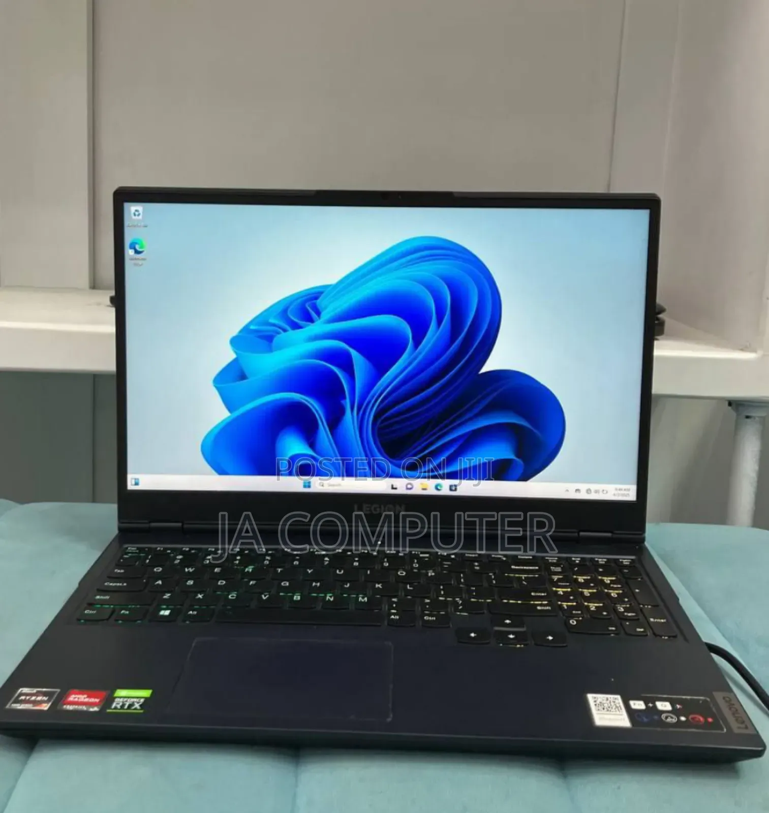 New Laptop Lenovo Legion 5 16GB AMD Ryzen 7 SSD 512GB